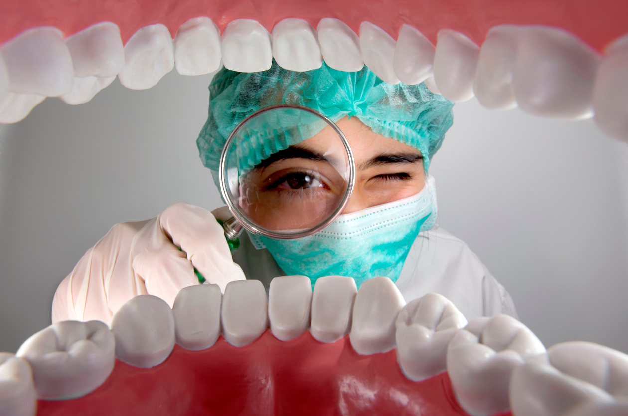 Стоматолог в Украине назначение
