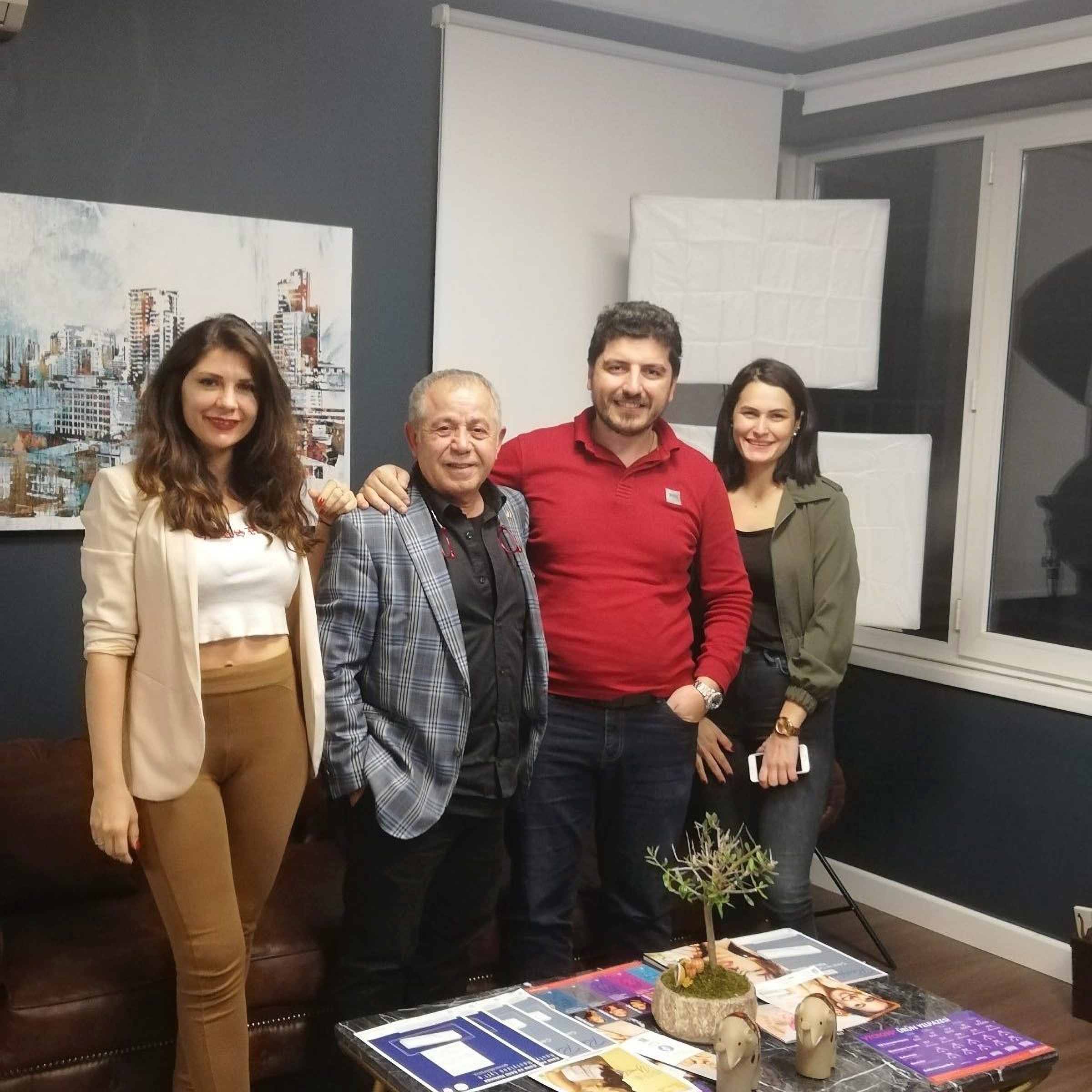 Команда врачей в клинике British Estetik в Стамбуле