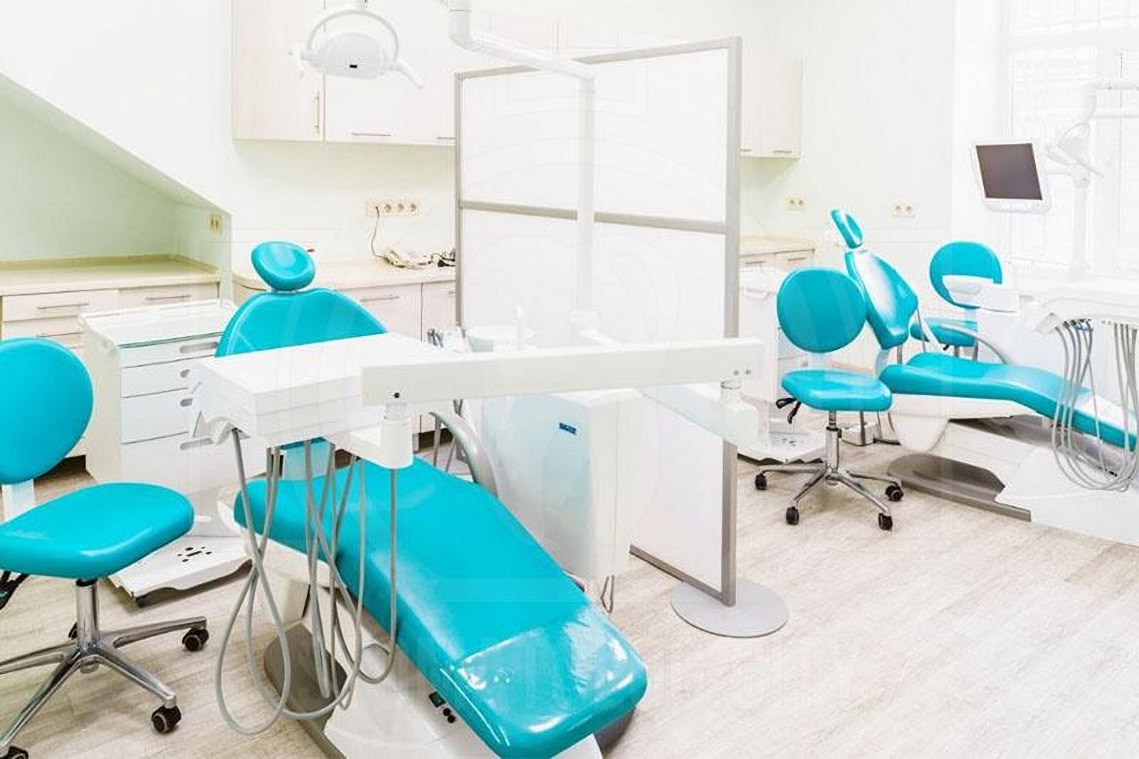 Современный стоматологический кабинет в клинике TrioDent Одесса Украина