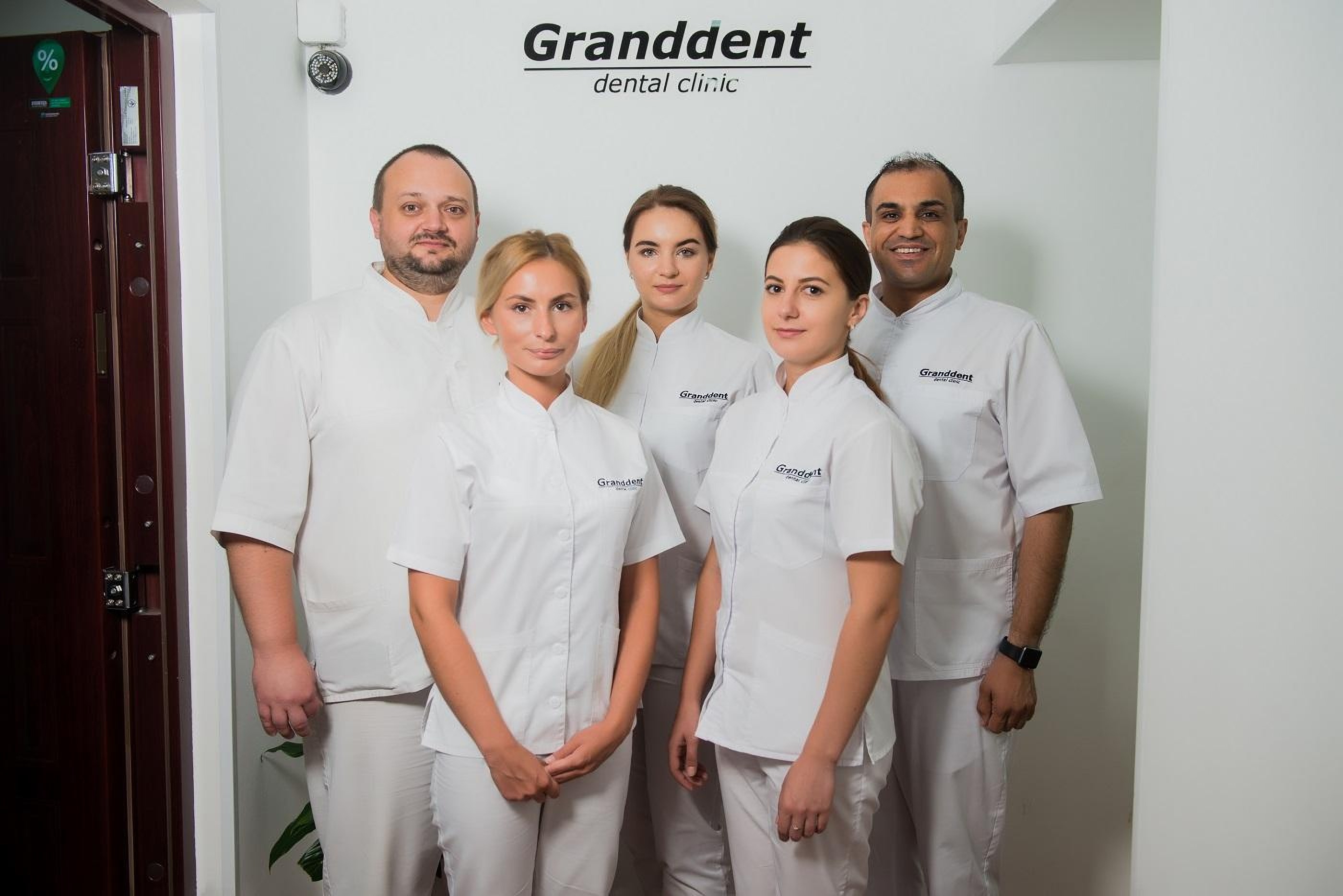 Стоматологи в клинике Granddent в Одессе Украина